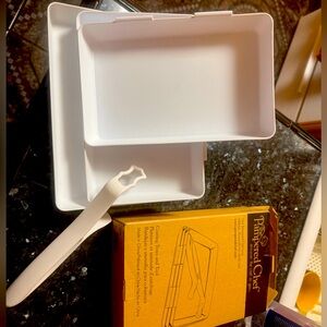 Pampered chef stackable 3 serving trays